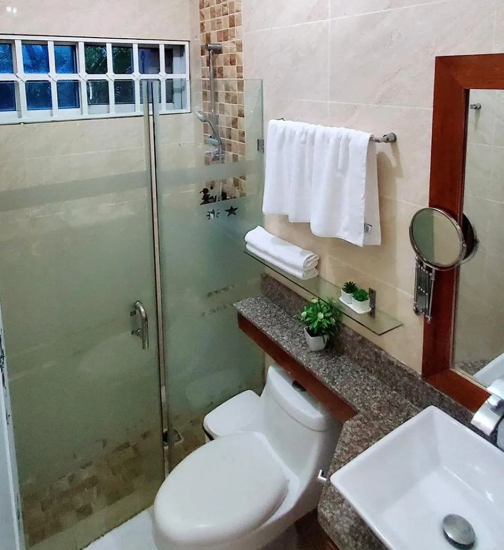 بيت للعطل فيلا Pine Tree Entire House 2B Gated Com Higuey